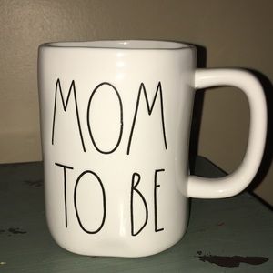 Rae Dunn Mom To Be coffee mug